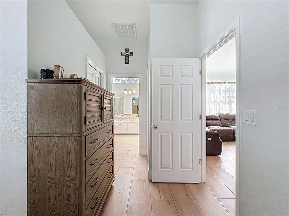 待售: $414,900 (3 贝兹, 2 浴室, 1968 平方英尺)