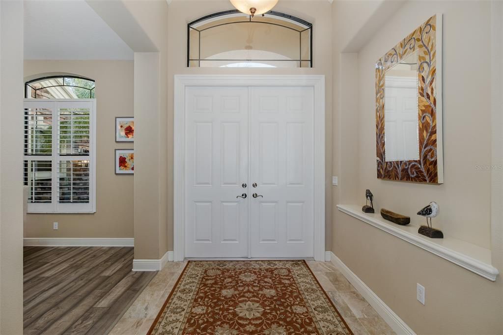 For Sale: $965,000 (5 beds, 5 baths, 4000 Square Feet)