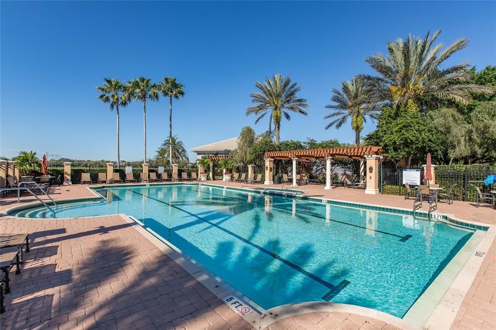 For Sale: $965,000 (5 beds, 5 baths, 4000 Square Feet)