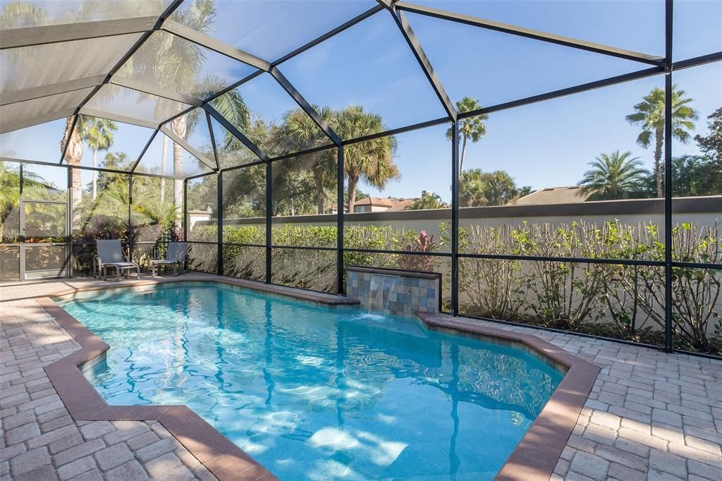 For Sale: $965,000 (5 beds, 5 baths, 4000 Square Feet)