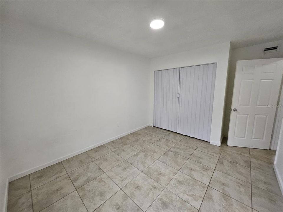 出租: $1,350 (2 贝兹, 2 浴室, 840 平方英尺)