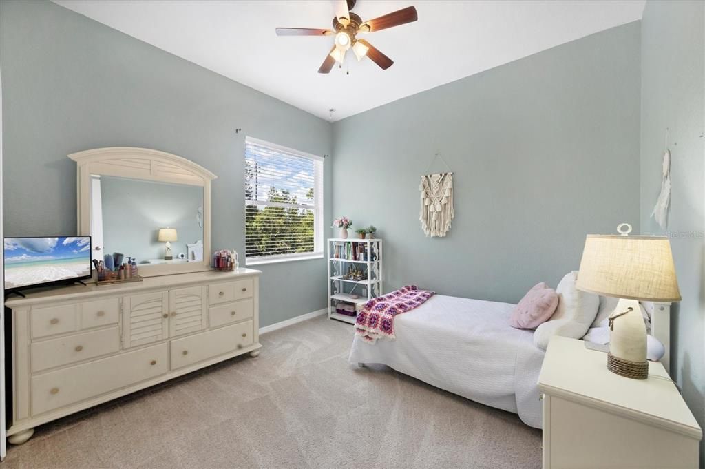 На продажу: $420,000 (3 спален, 2 ванн, 2112 Квадратных фут)