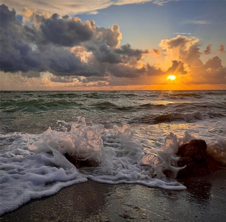 На продажу: $420,000 (3 спален, 2 ванн, 2112 Квадратных фут)