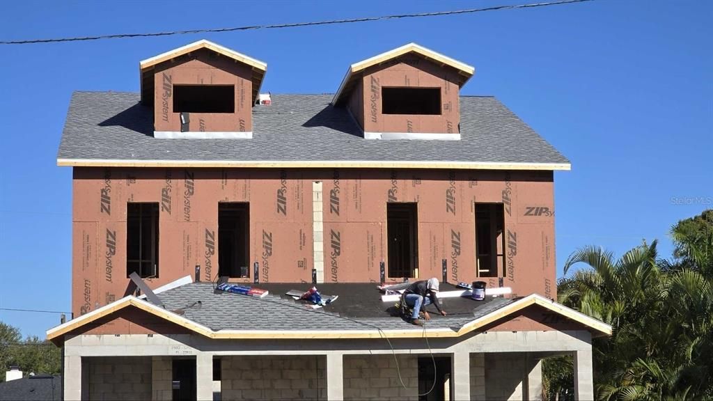 For Sale: $717,000 (3 beds, 2 baths, 2047 Square Feet)