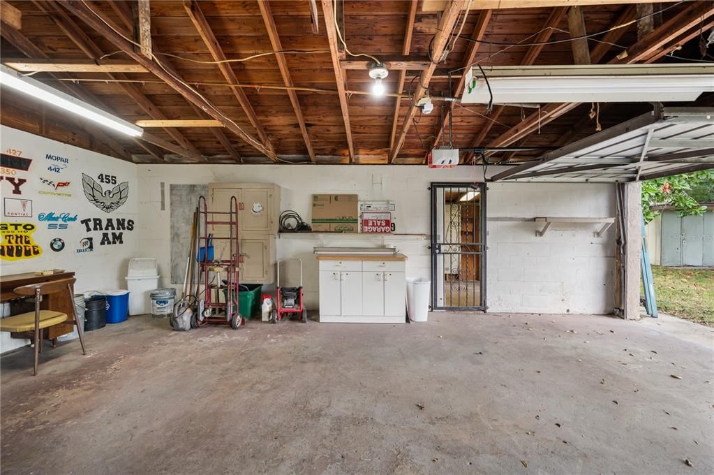 For Sale: $225,000 (3 beds, 1 baths, 1241 Square Feet)