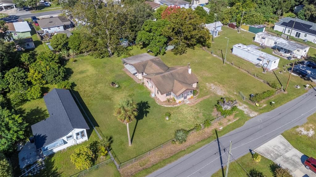 For Sale: $225,000 (3 beds, 1 baths, 1241 Square Feet)