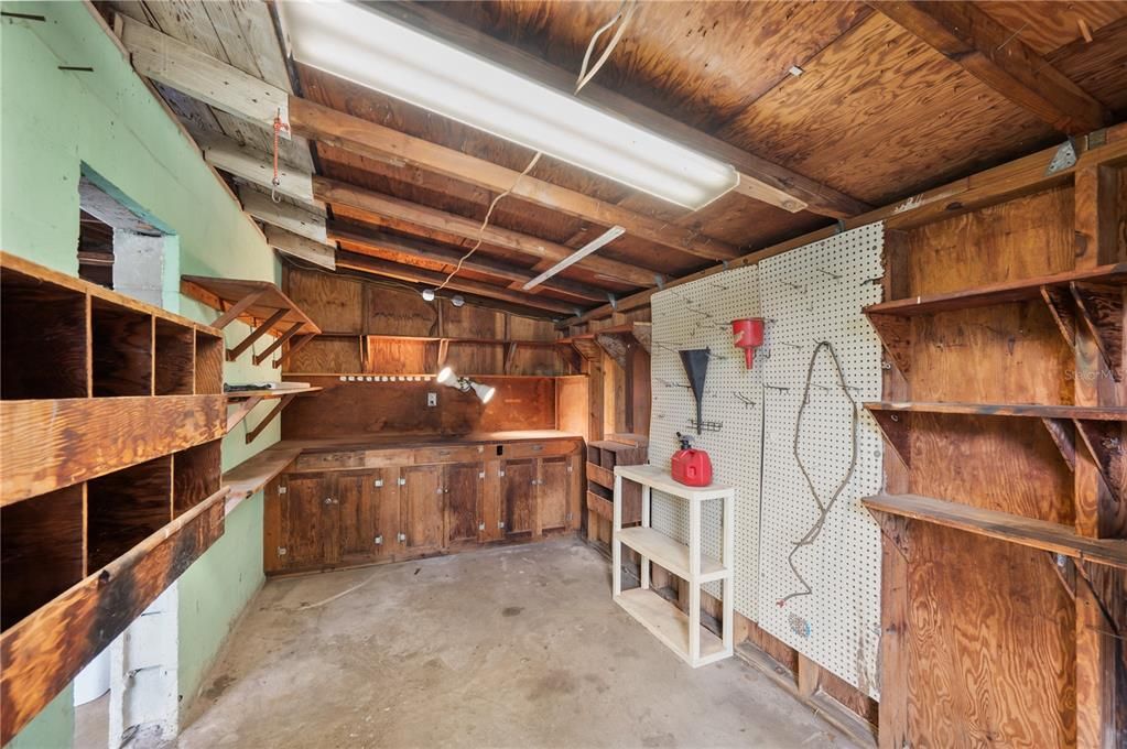 For Sale: $225,000 (3 beds, 1 baths, 1241 Square Feet)