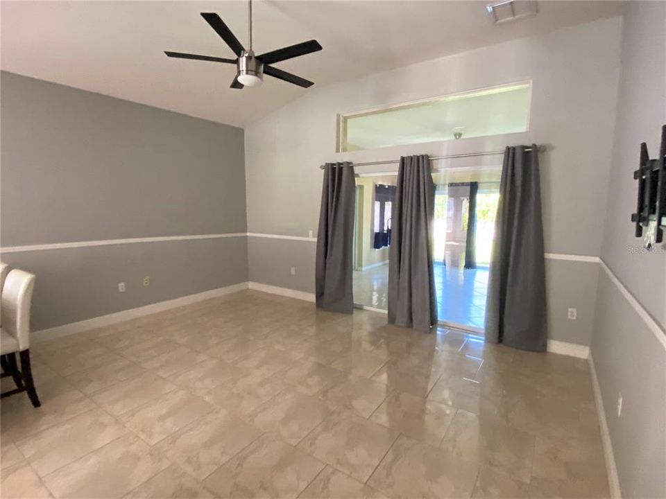 For Rent: $2,495 (4 beds, 3 baths, 2200 Square Feet)