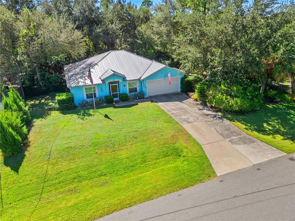 For Sale: $329,000 (3 beds, 2 baths, 1641 Square Feet)