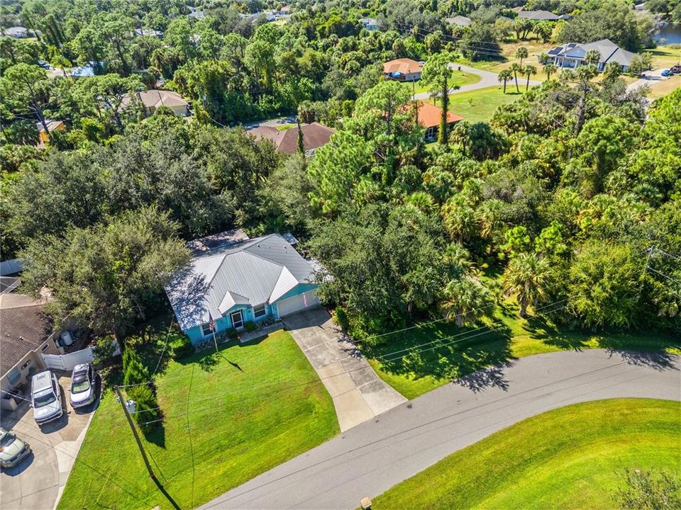 For Sale: $329,000 (3 beds, 2 baths, 1641 Square Feet)