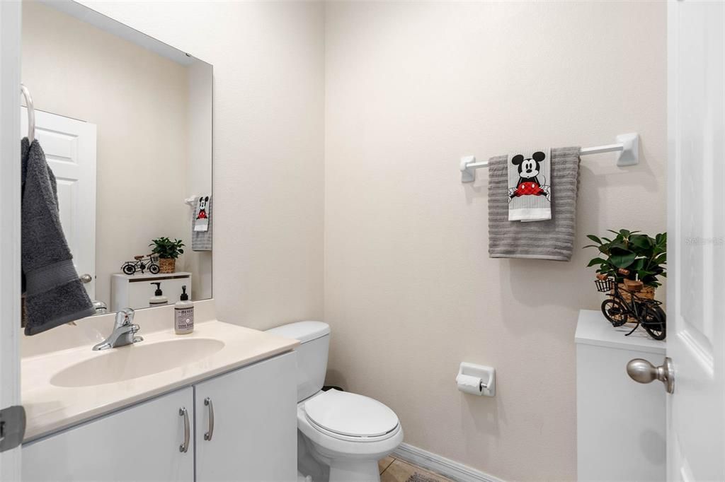 For Sale: $265,000 (2 beds, 2 baths, 1161 Square Feet)