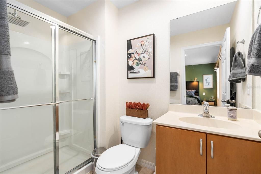 For Sale: $265,000 (2 beds, 2 baths, 1161 Square Feet)