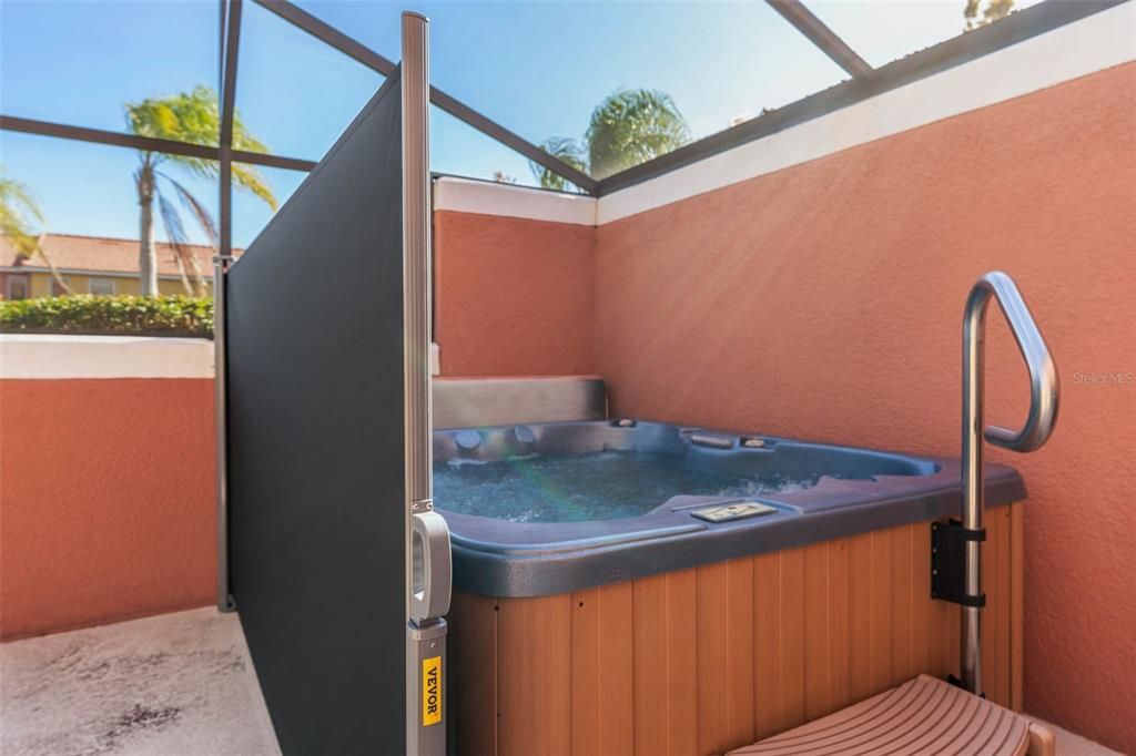 For Sale: $265,000 (2 beds, 2 baths, 1161 Square Feet)