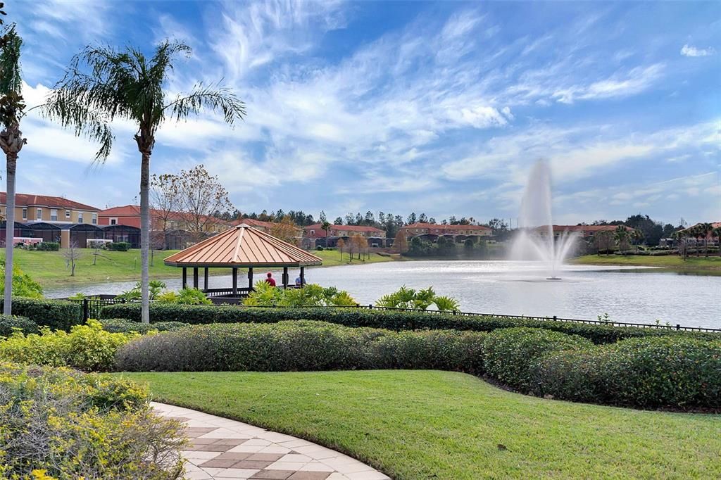 For Sale: $265,000 (2 beds, 2 baths, 1161 Square Feet)