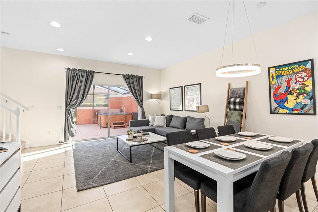 For Sale: $265,000 (2 beds, 2 baths, 1161 Square Feet)