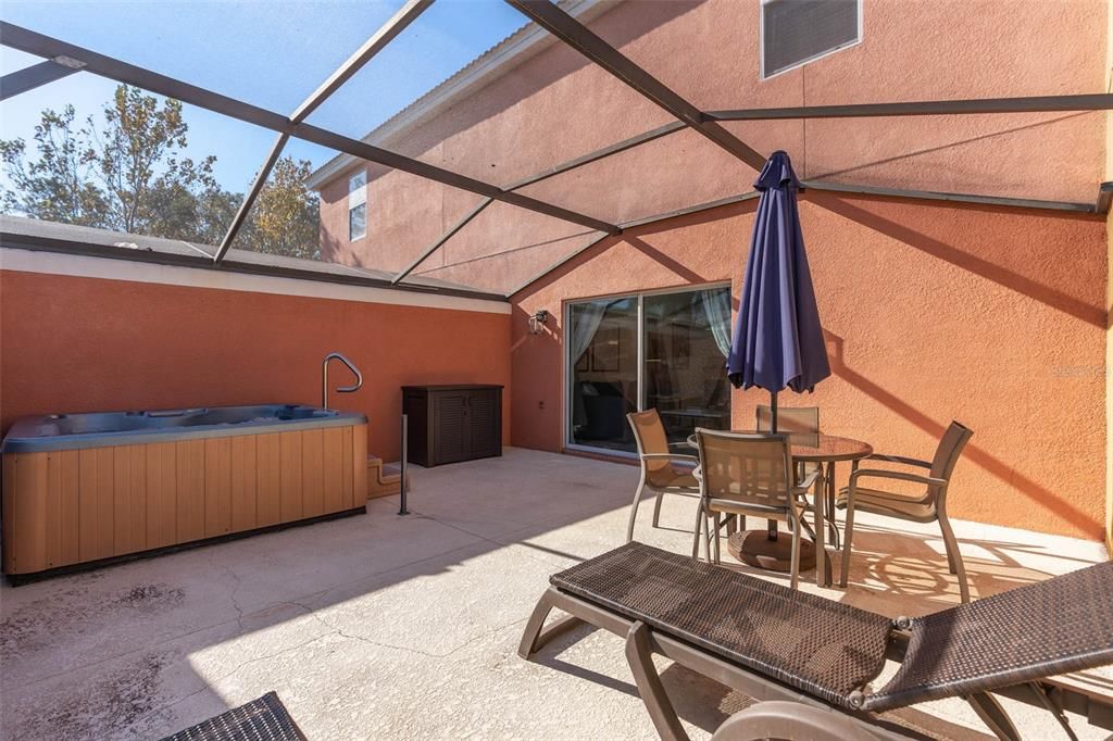 For Sale: $265,000 (2 beds, 2 baths, 1161 Square Feet)