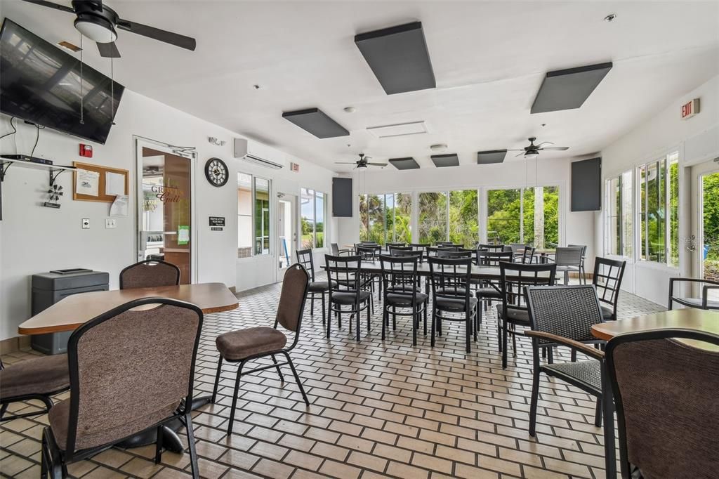 For Sale: $284,900 (2 beds, 2 baths, 1332 Square Feet)