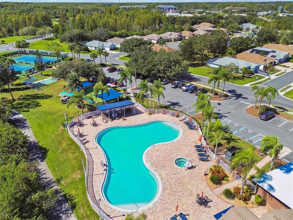 For Sale: $284,900 (2 beds, 2 baths, 1332 Square Feet)