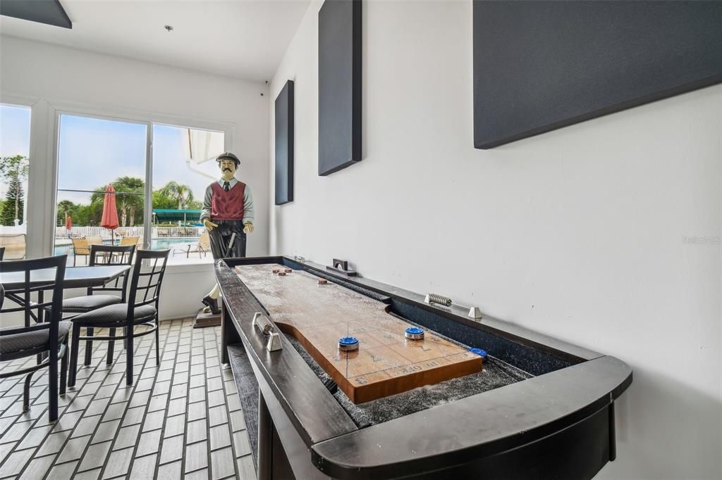 For Sale: $284,900 (2 beds, 2 baths, 1332 Square Feet)