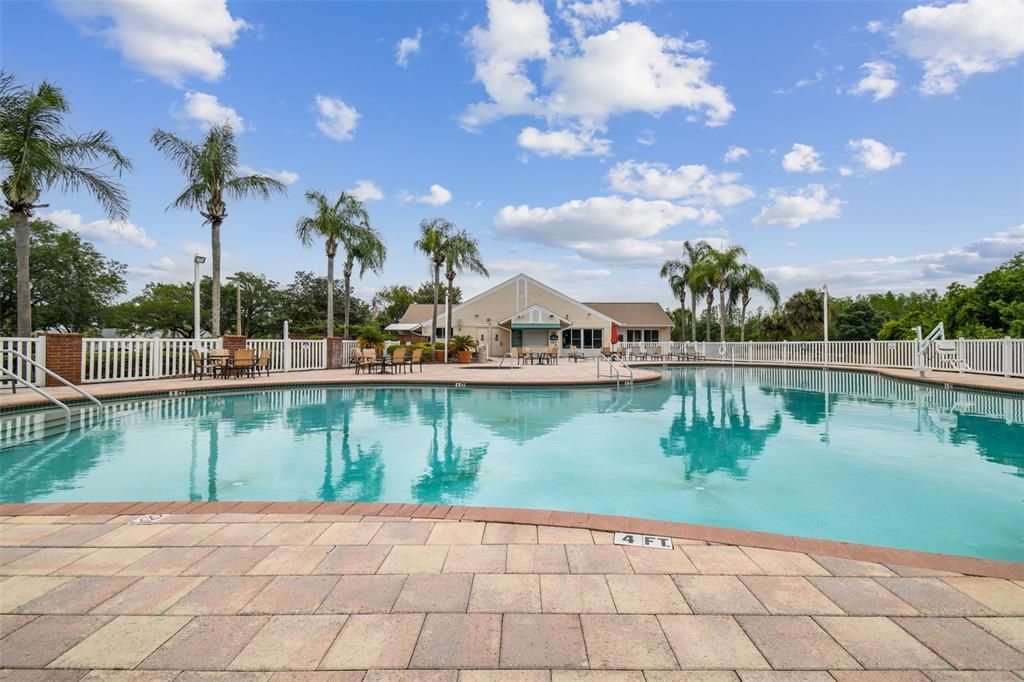 For Sale: $284,900 (2 beds, 2 baths, 1332 Square Feet)