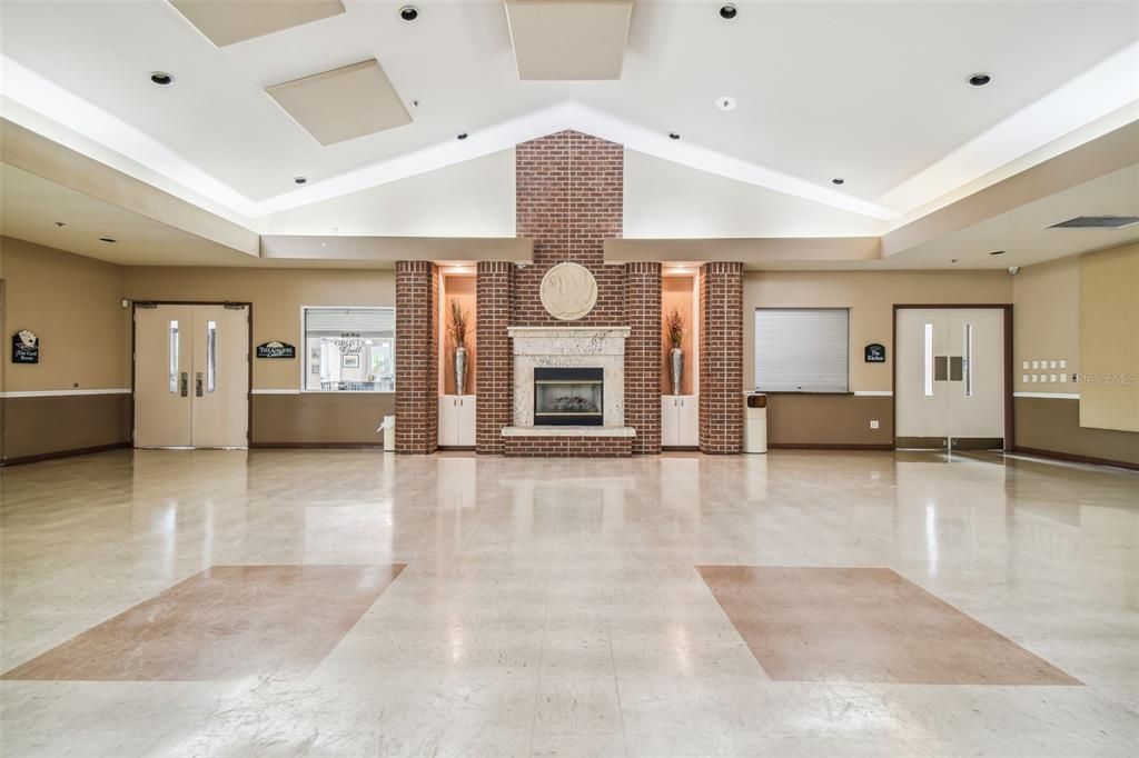 For Sale: $284,900 (2 beds, 2 baths, 1332 Square Feet)