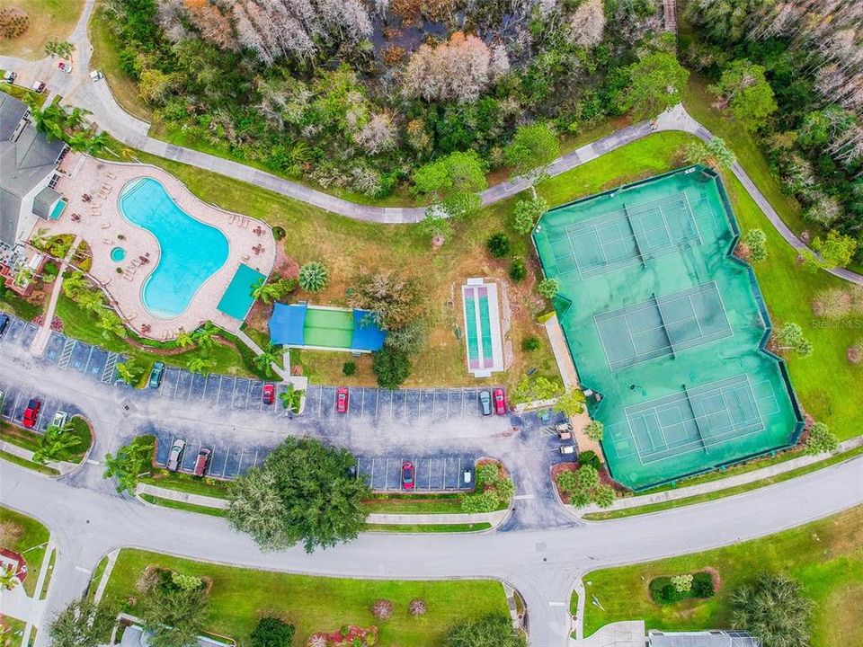 For Sale: $284,900 (2 beds, 2 baths, 1332 Square Feet)