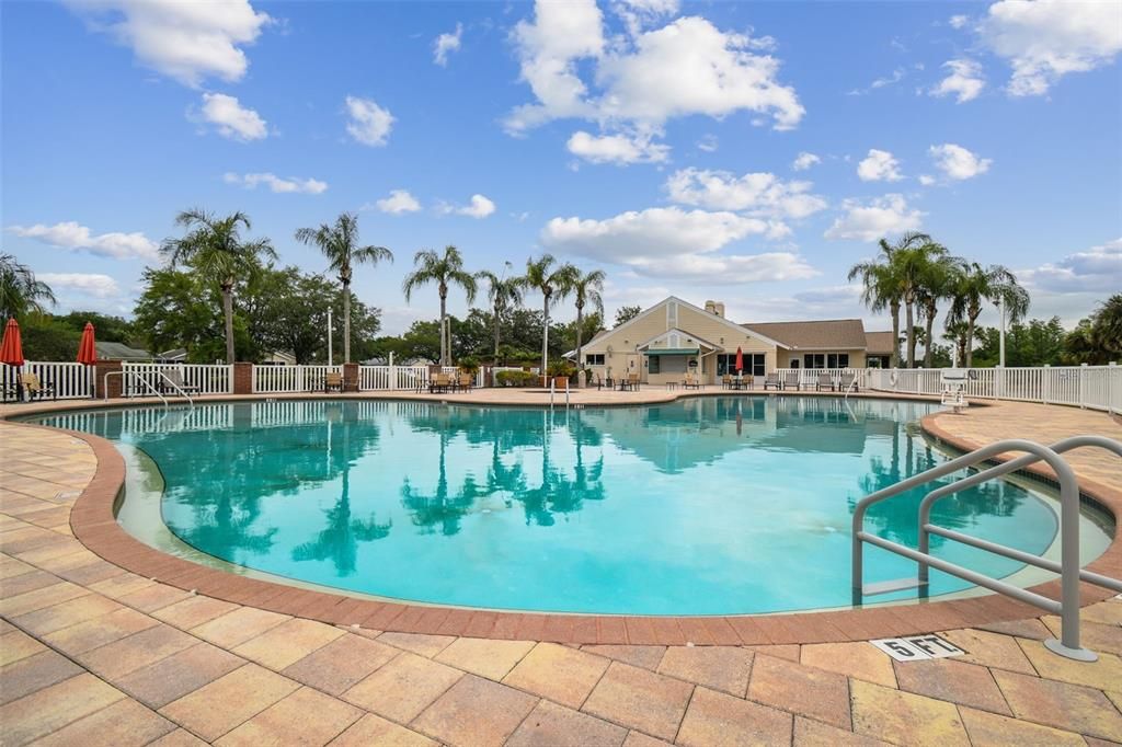 For Sale: $284,900 (2 beds, 2 baths, 1332 Square Feet)