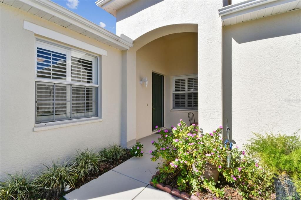 For Sale: $284,900 (2 beds, 2 baths, 1332 Square Feet)