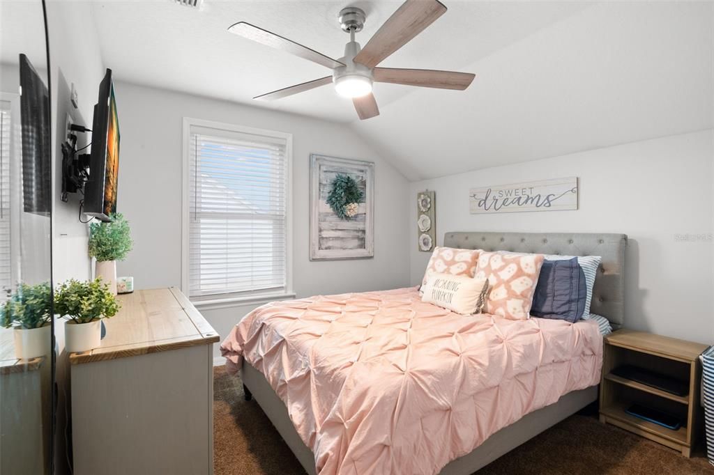 Active With Contract: $395,000 (4 beds, 2 baths, 1784 Square Feet)