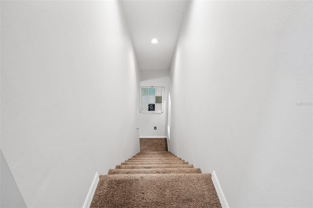 Active With Contract: $395,000 (4 beds, 2 baths, 1784 Square Feet)