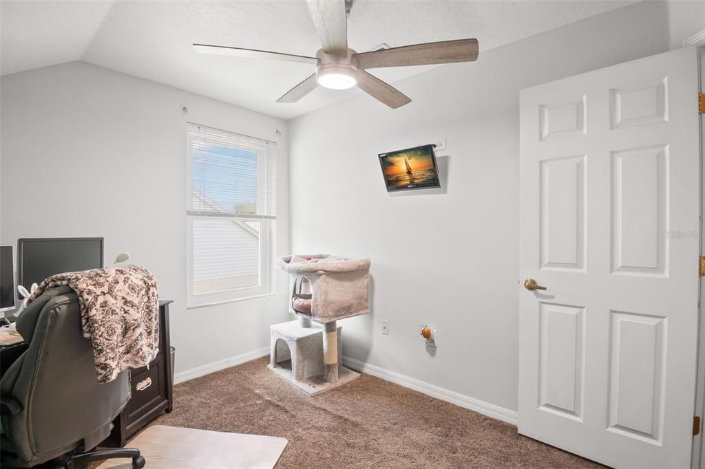 Active With Contract: $395,000 (4 beds, 2 baths, 1784 Square Feet)