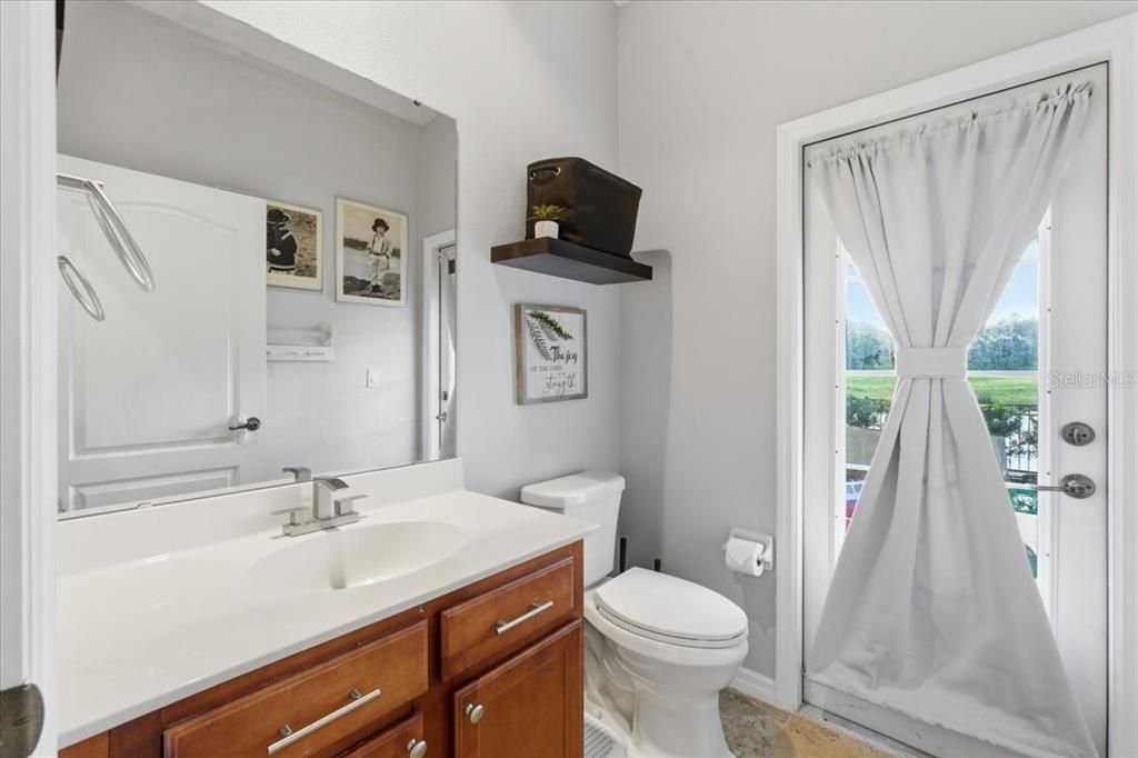 En Venta: $554,900 (4 camas, 2 baños, 3019 Pies cuadrados)