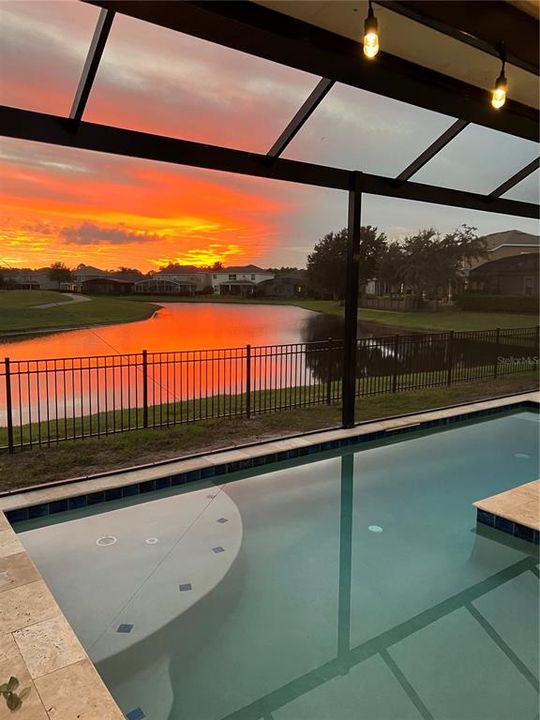 En Venta: $554,900 (4 camas, 2 baños, 3019 Pies cuadrados)