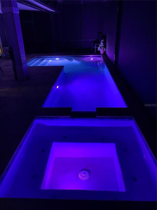 En Venta: $554,900 (4 camas, 2 baños, 3019 Pies cuadrados)