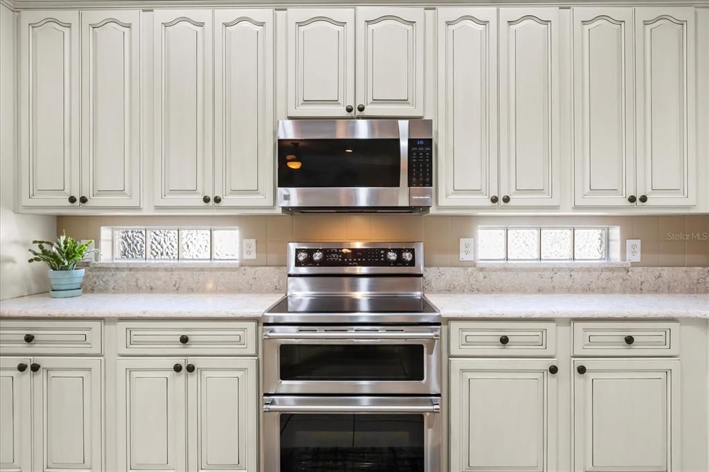 待售: $505,000 (3 贝兹, 2 浴室, 2220 平方英尺)