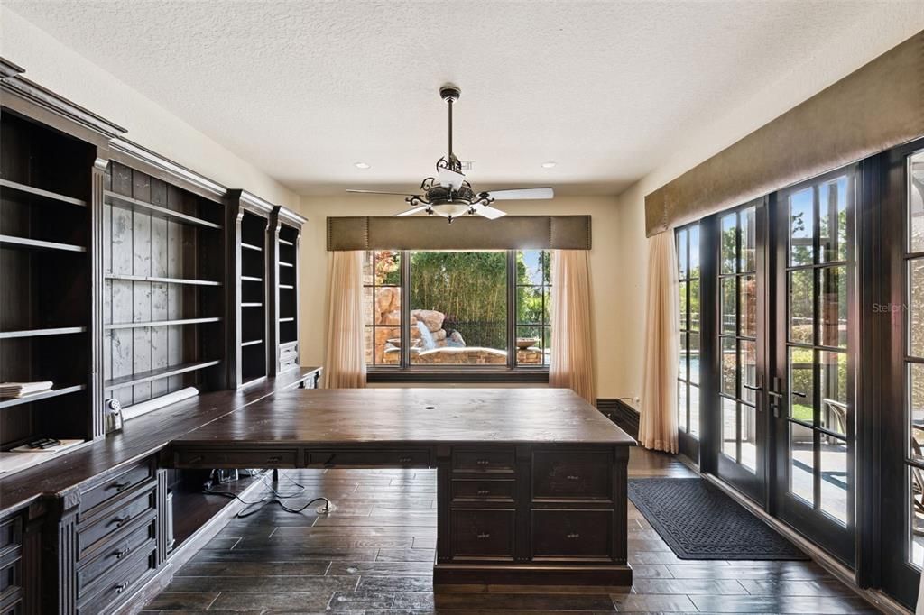 For Sale: $7,750,000 (7 beds, 7 baths, 10485 Square Feet)