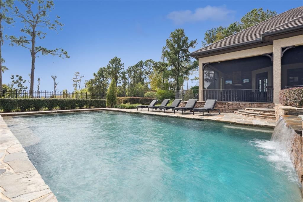 For Sale: $7,750,000 (7 beds, 7 baths, 10485 Square Feet)