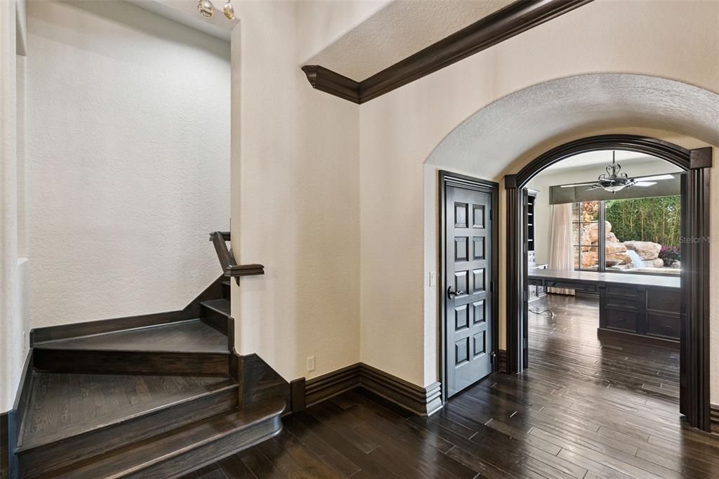 For Sale: $7,750,000 (7 beds, 7 baths, 10485 Square Feet)