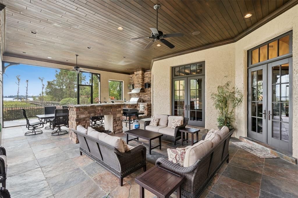 For Sale: $7,750,000 (7 beds, 7 baths, 10485 Square Feet)