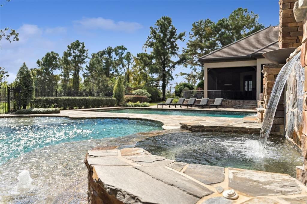 For Sale: $7,750,000 (7 beds, 7 baths, 10485 Square Feet)