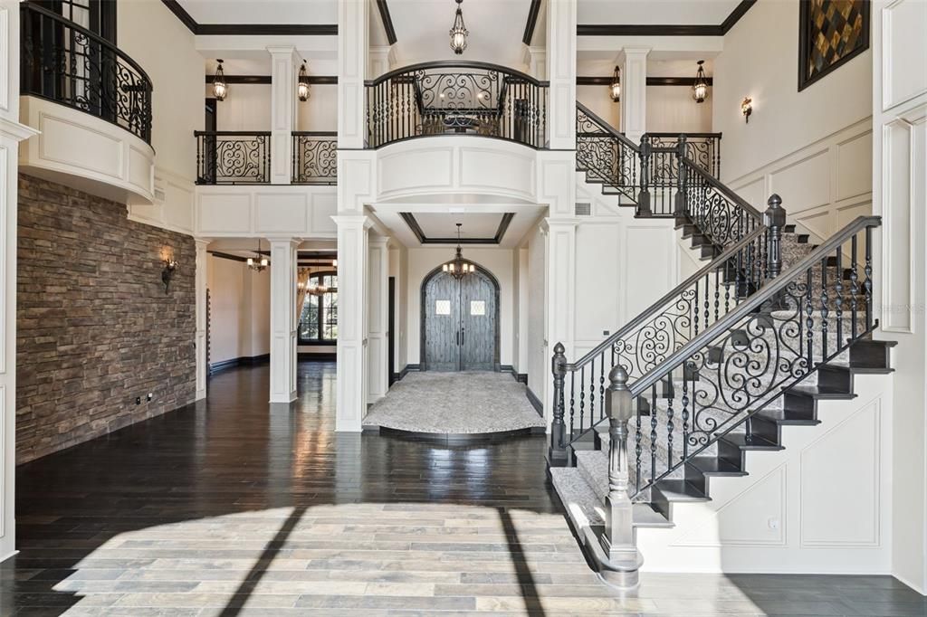 For Sale: $7,750,000 (7 beds, 7 baths, 10485 Square Feet)