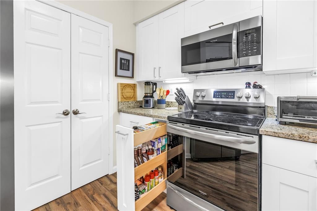 En Venta: $294,900 (1 camas, 1 baños, 964 Pies cuadrados)