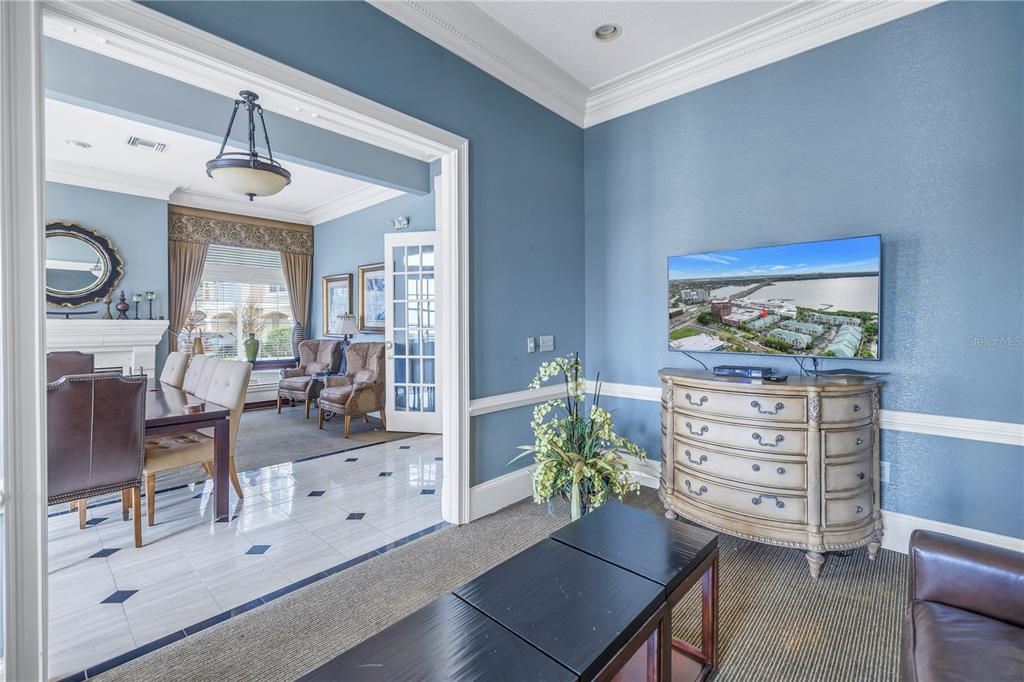 En Venta: $294,900 (1 camas, 1 baños, 964 Pies cuadrados)