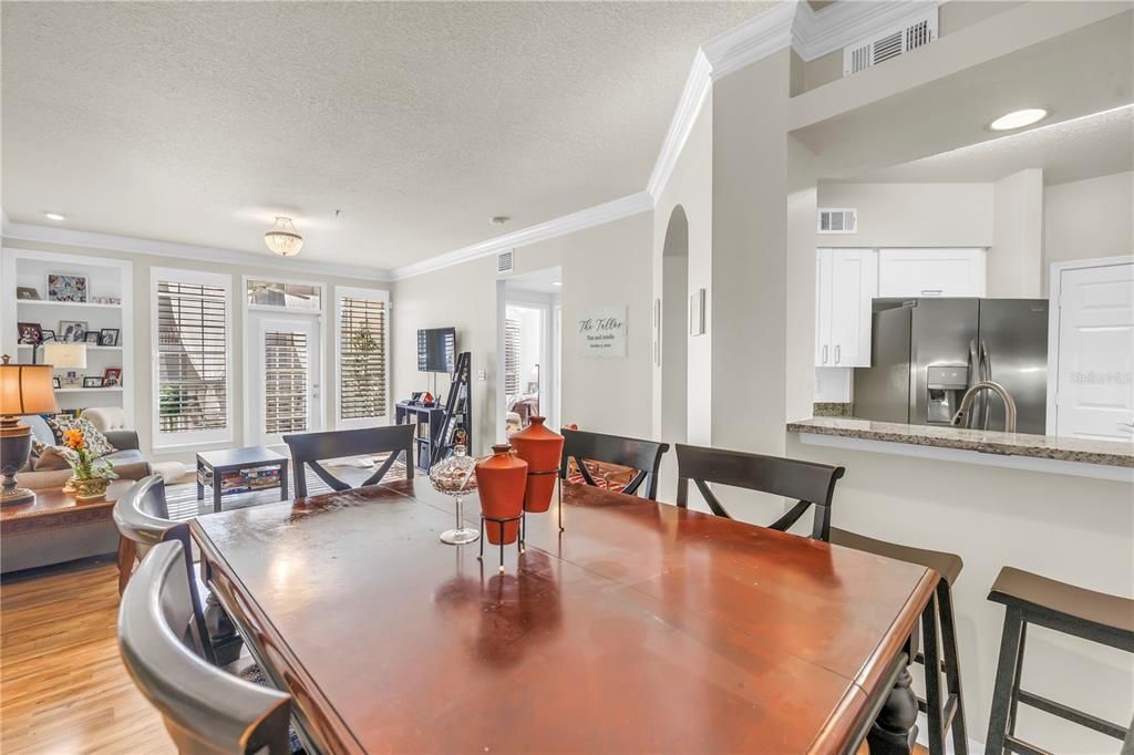 En Venta: $294,900 (1 camas, 1 baños, 964 Pies cuadrados)