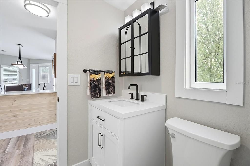 For Rent: $2,350 (2 beds, 2 baths, 1641 Square Feet)