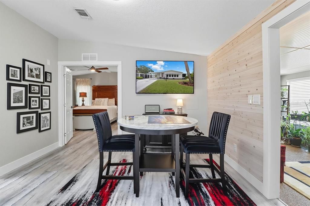 For Rent: $2,350 (2 beds, 2 baths, 1641 Square Feet)