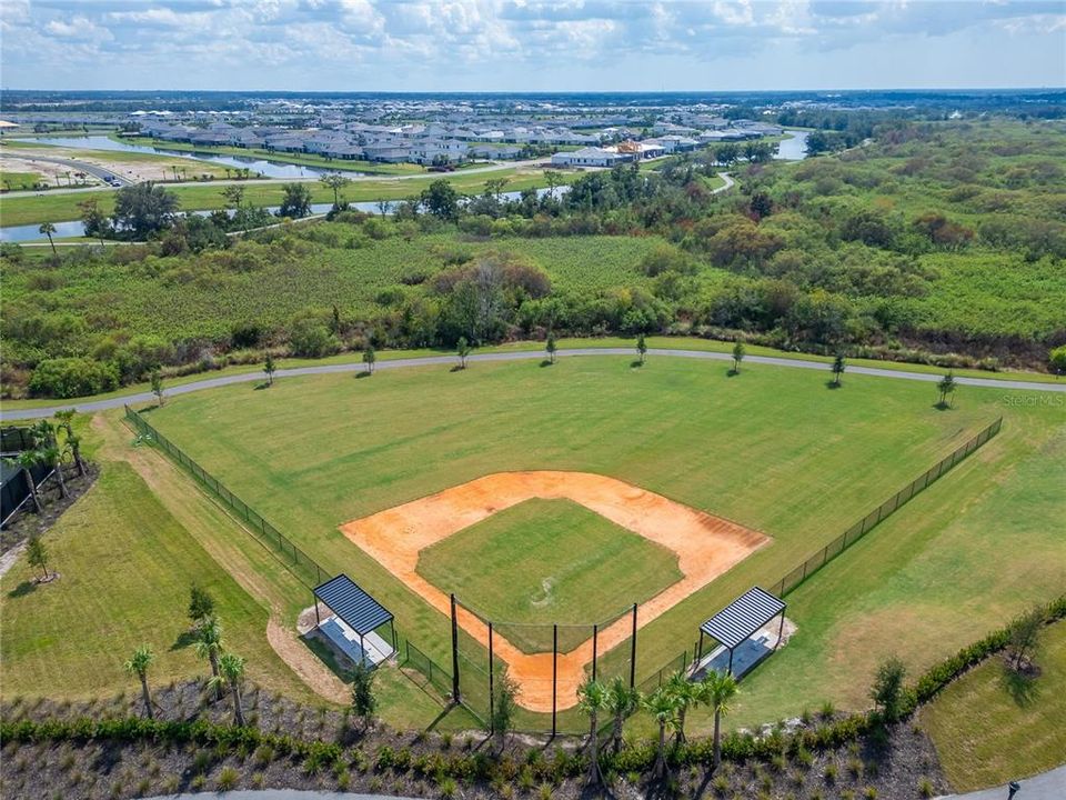 For Rent: $2,800 (3 beds, 2 baths, 1673 Square Feet)