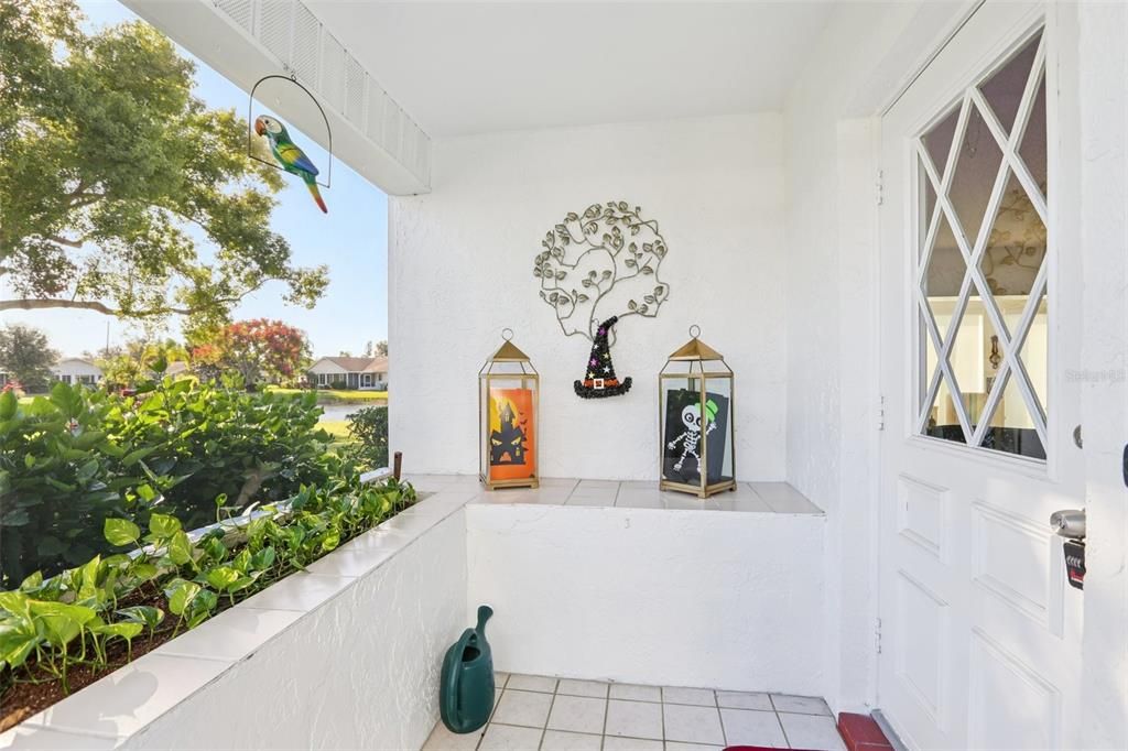 На продажу: $154,900 (2 спален, 2 ванн, 960 Квадратных фут)