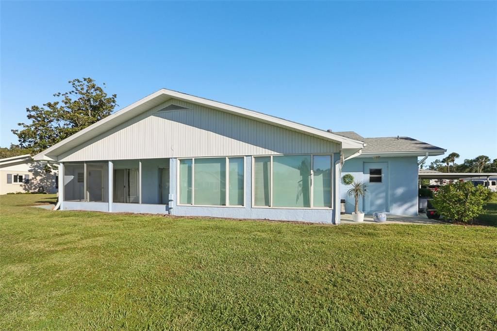 На продажу: $154,900 (2 спален, 2 ванн, 960 Квадратных фут)