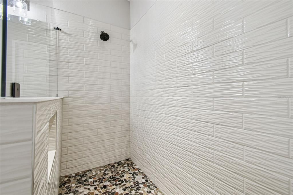 For Sale: $499,900 (3 beds, 2 baths, 1772 Square Feet)